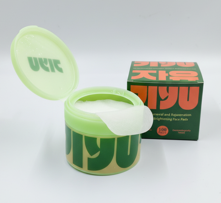 JiYu Toning Polish Pads - Korean Skincare for Dark Spots, Wrinkles & Dull Skin - Hydrating Facial Treatment with Snail Mucin, Niacinamide, Peptides & Centella - 100 Count